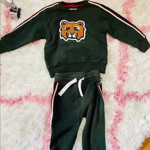 Tiger crew and jogger for boy 2-3T (98cm)